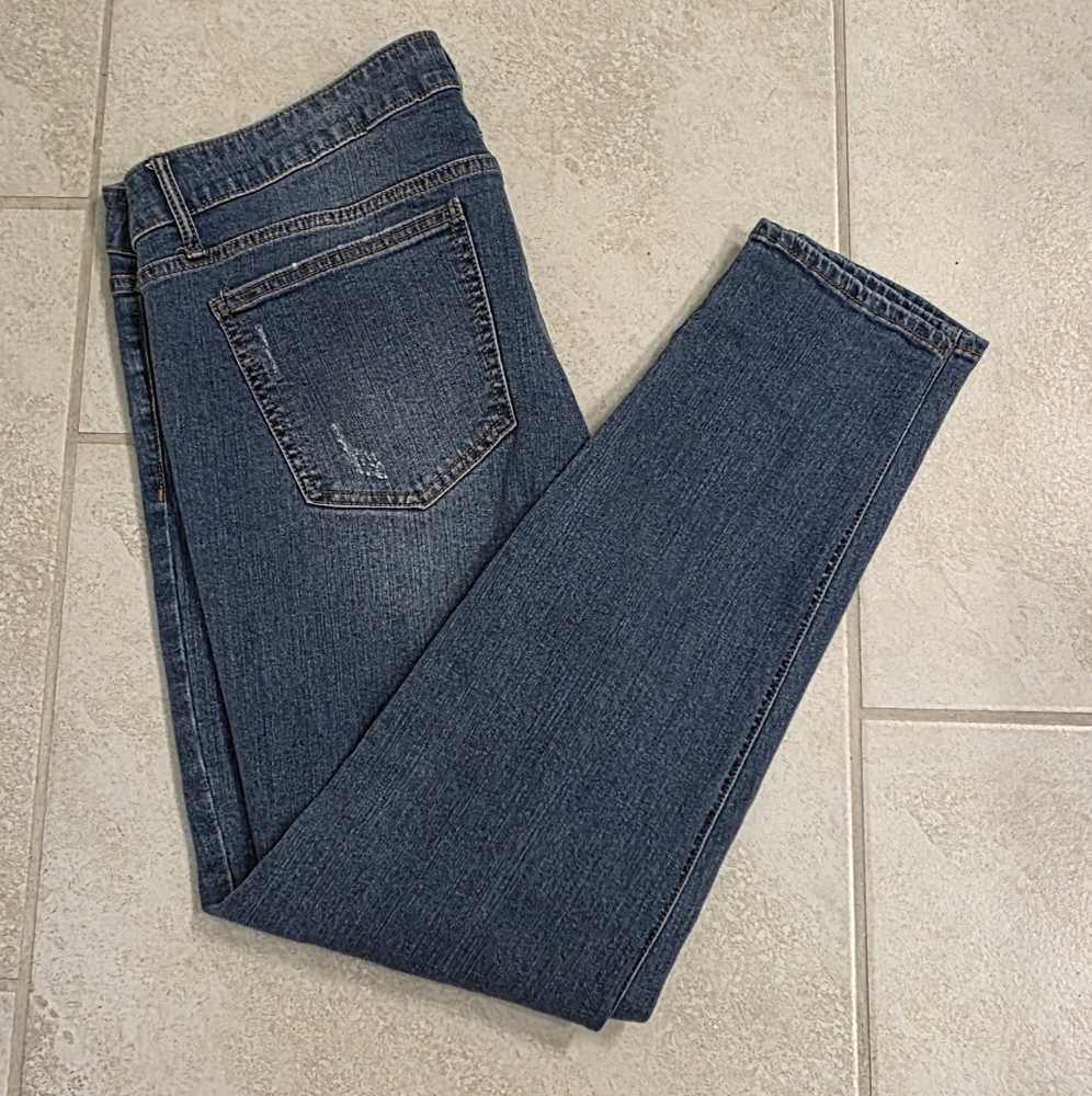 Wild Fable Skinny Jeans in Stretch Denim Size 16-  Classic Blue Worn-in Look - Picture 3 of 4